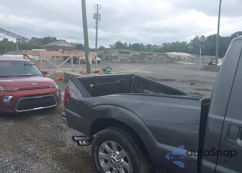 2013 Ford F-250 Lariat из США, поврежденный, VIN 1FT7W2BT5DEA58856